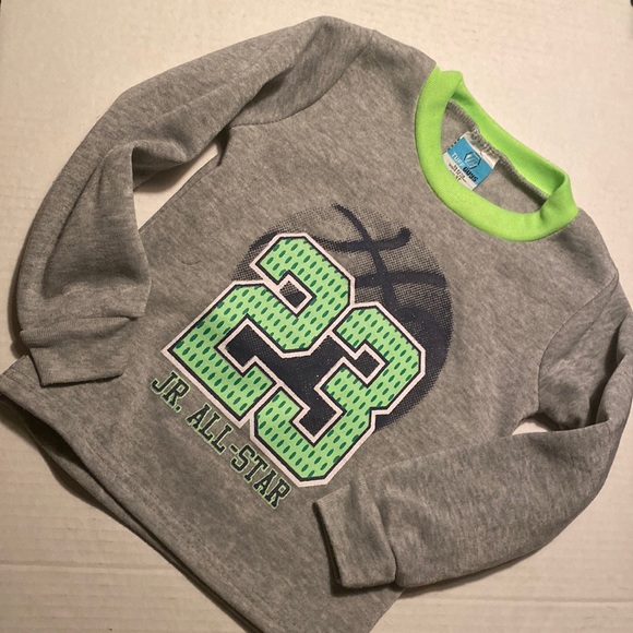 Tuff Guys Other - Tuff Guys long sleeve sweatshirt 3T gray.All items $8 or less ARE BOGO f…
